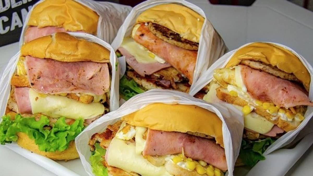 Vídeo: hamburgueria de Minas paga R$ 600 para cliente que comer sanduíche de 1,5kg