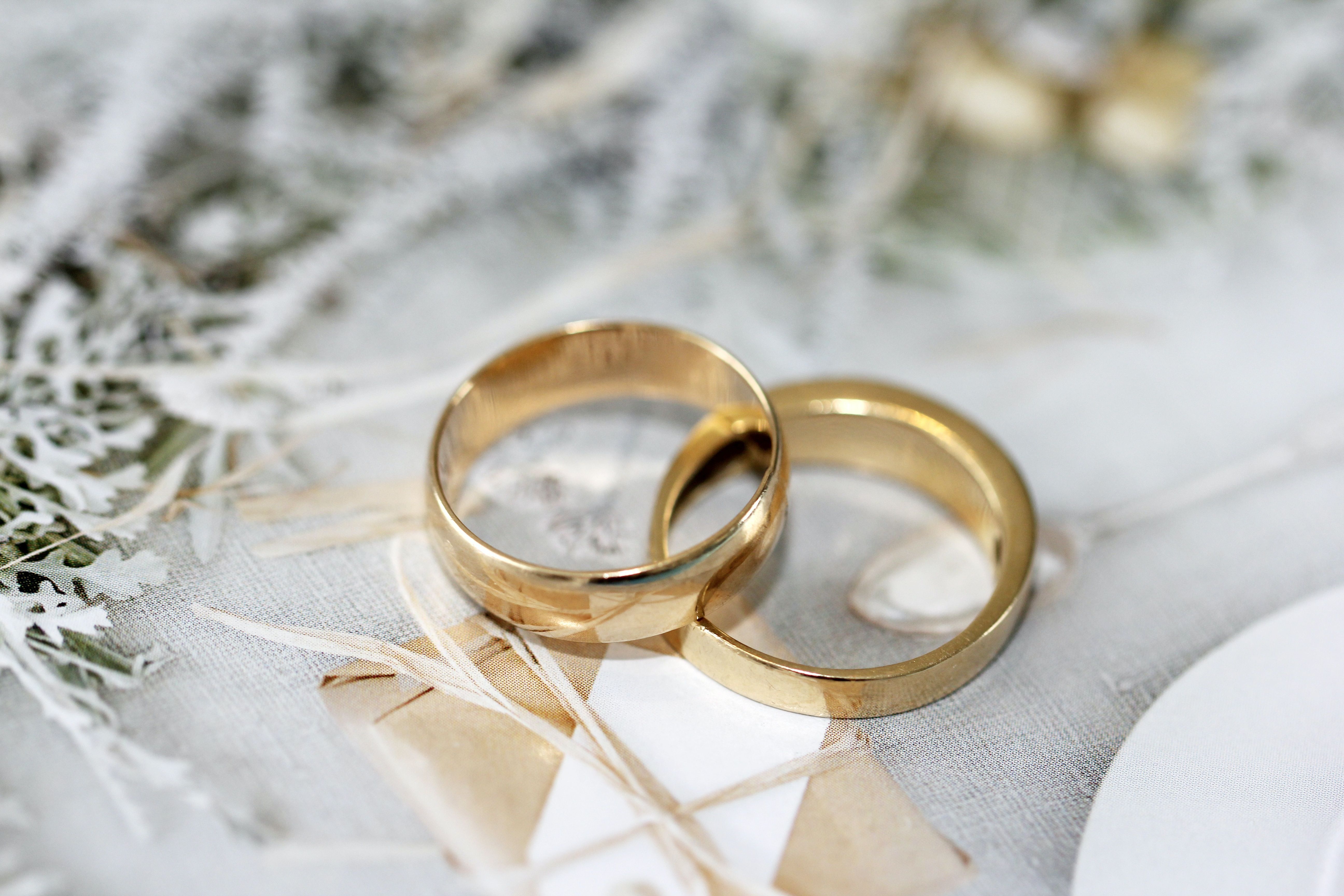 Código Civil: juristas querem substituir termo 'homem e mulher', reconhecendo novos conceitos de casamento