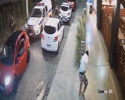 Vídeo mostra criminoso que roubou gestante sendo baleado em Santa Luzia; assista
