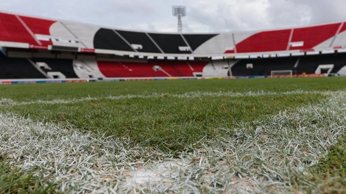 'Clássico das Multidões': Santa Cruz e Sport disputam vaga na final do Estadual