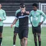 Santa Cruz anuncia saída de treinador às vésperas de estreia na Série D