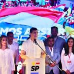 Paraguai: Santiago Peña é eleito presidente, diz autoridade eleitoral