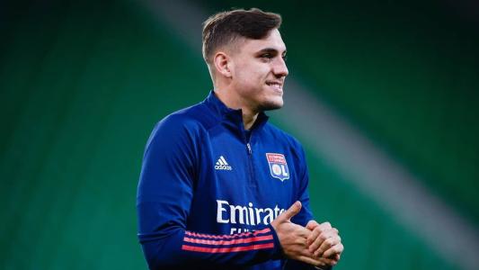 Santos demonstra interesse e staff de Camilo tenta liberação com Lyon, da França
