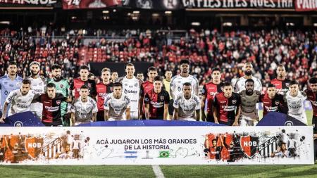 Santos e Newell's Old Boys se enfrentam nesta terça-feira (06)