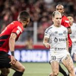 Santos é goleado pelo Athletico-PR e segue em situação complicada no Brasileiro