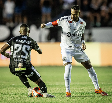 Neymar homenageia Memphis em comemoração e manda recado nas redes; veja