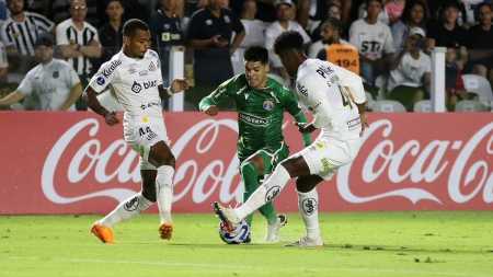 Santos não conseguiu passar pelo sistema defensivo dos chilenos
