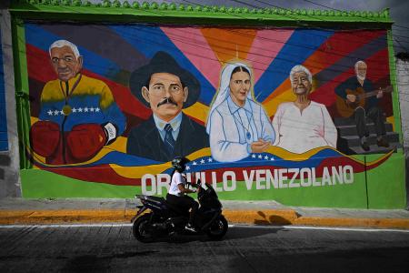 Diversos fiéis venezuelanos acompanharam a canonização dos primeiros santos do país.