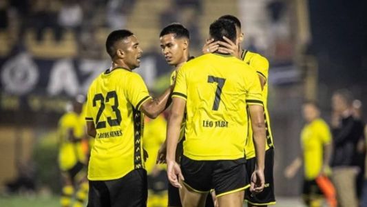 São Bernardo bate o Pouso Alegre e assume a liderança