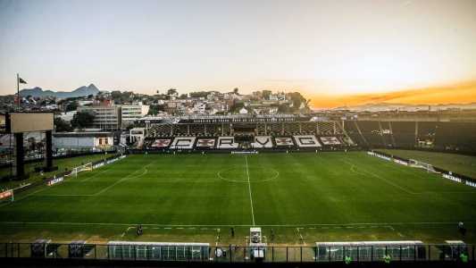 São Januário volta a ser a casa do Vasco, diante do Coritiba, no dia 21 de setembro