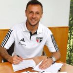 São Paulo anuncia renovação de Rafinha para 2024