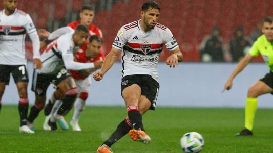 São Paulo atua em busca do primeiro título da Copa do Brasil