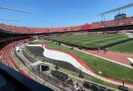 Conselho do São Paulo expulsa dois envolvidos no 'escândalo do camarote'