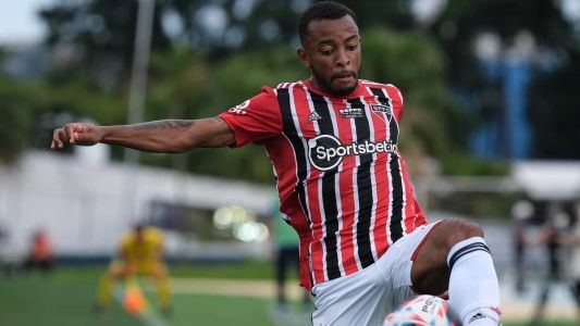 São Paulo encaminha venda de joia da base, Welington, para a Rússia