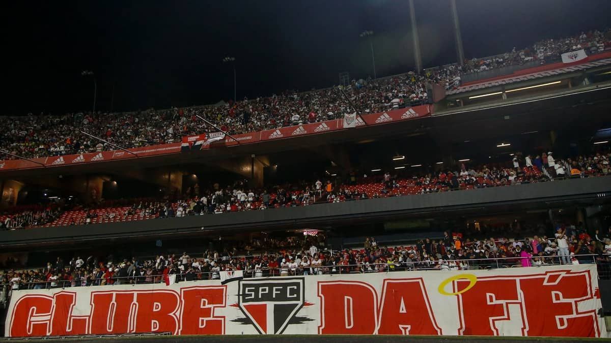 São Paulo ganha mais de 20 mil sócios torcedores nos últimos dois meses
