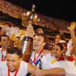 São Paulo tenta erguer mais uma taça de expressão diante da torcida no Morumbi