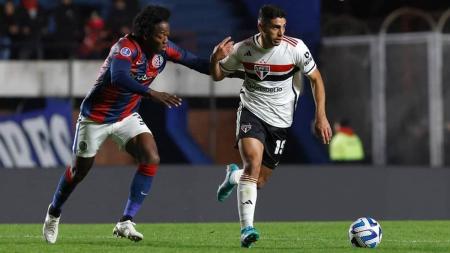 São Paulo precisa vencer para passar
