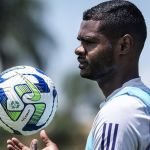 São Paulo prepara retorno de Nikão, em baixa no Cruzeiro