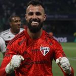 São Paulo renova contrato com Jandrei; veja detalhes do vínculo do goleiro