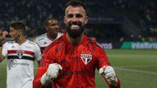 São Paulo renova contrato com Jandrei até 2026