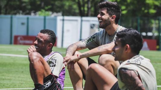 São Paulo se apresenta sem convocados e desfalque de estrela