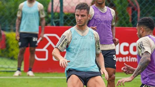 São Paulo se reapresenta reforçado de olho no Bahia
