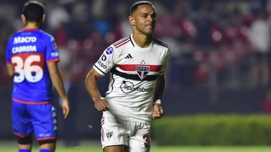 São Paulo supera retranca do Tigre e avança em primeiro na Sul-Americana