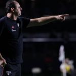 São Paulo marca duas vezes no fim e vence o Puerto Cabello no Morumbi