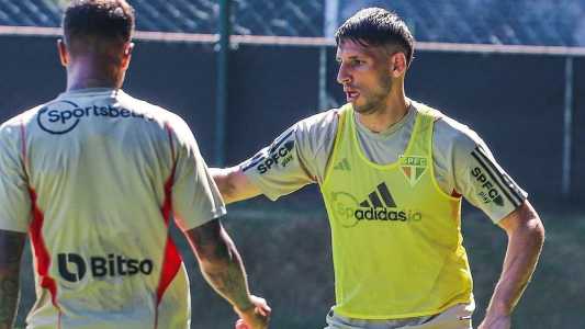 São Paulo tem Calleri em campo em treino e prepara Pato para jogo