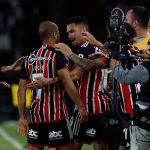 São Paulo tenta terceira virada seguida em mata-mata