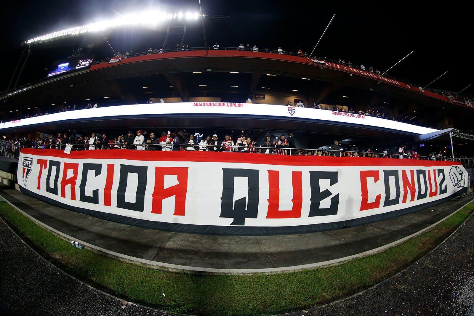 Com média de público recorde, São Paulo se aproxima de 700 mil ingressos vendidos