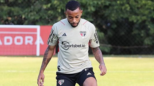 São Paulo treina com Rodrigo Nestor e Calleri se recupera no Reffis