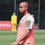 São Paulo treina com Lucas titular de olho no Corinthians