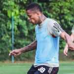 São Paulo treina e atualiza programação da Data Fifa