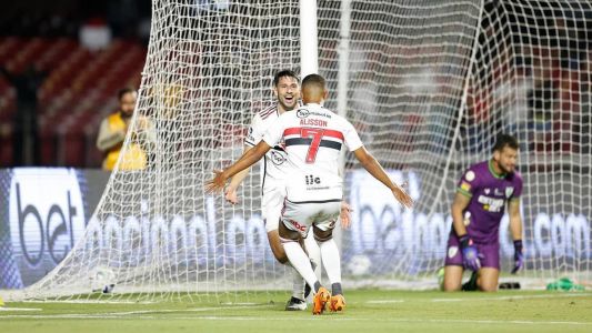 São Paulo venceu o América por 3 a 0, neste sábado (22), pela segunda rodada do Campeonato Brasileiro