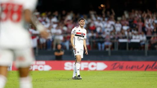 São Paulo x Athletico: escalações para jogo pelo Brasileiro