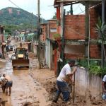 Sobe para 54 o número de mortos após temporais em São Paulo  