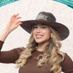 A Fazenda 17 'toma' o chapéu de Fazendeiro de Saory e instaura caos