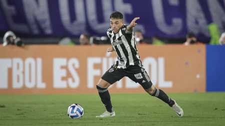 Saravia completou o terceiro jogo pelo Atlético e ganhou a titularidade no alvinegro