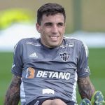 Expulso em primeiro jogo com Felipão, Saravia deve ter nova chance no Atlético