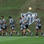 Atlético pode ter 'trinca de gringos' estreando em clássicos contra Cruzeiro
