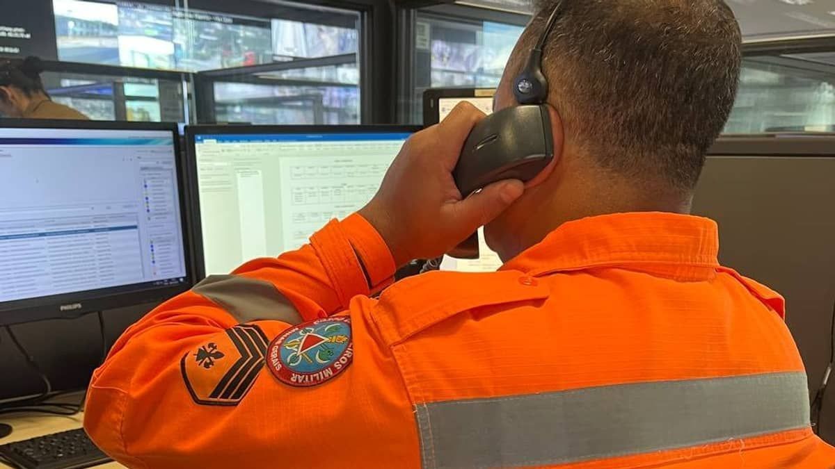 Mãe salva bebê engasgado após ser orientada por bombeiro por telefone; ouça áudio da ligação