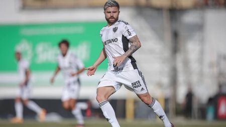 Sasha chegou ao Atlético em 2020, e está próximo de deixar o clube