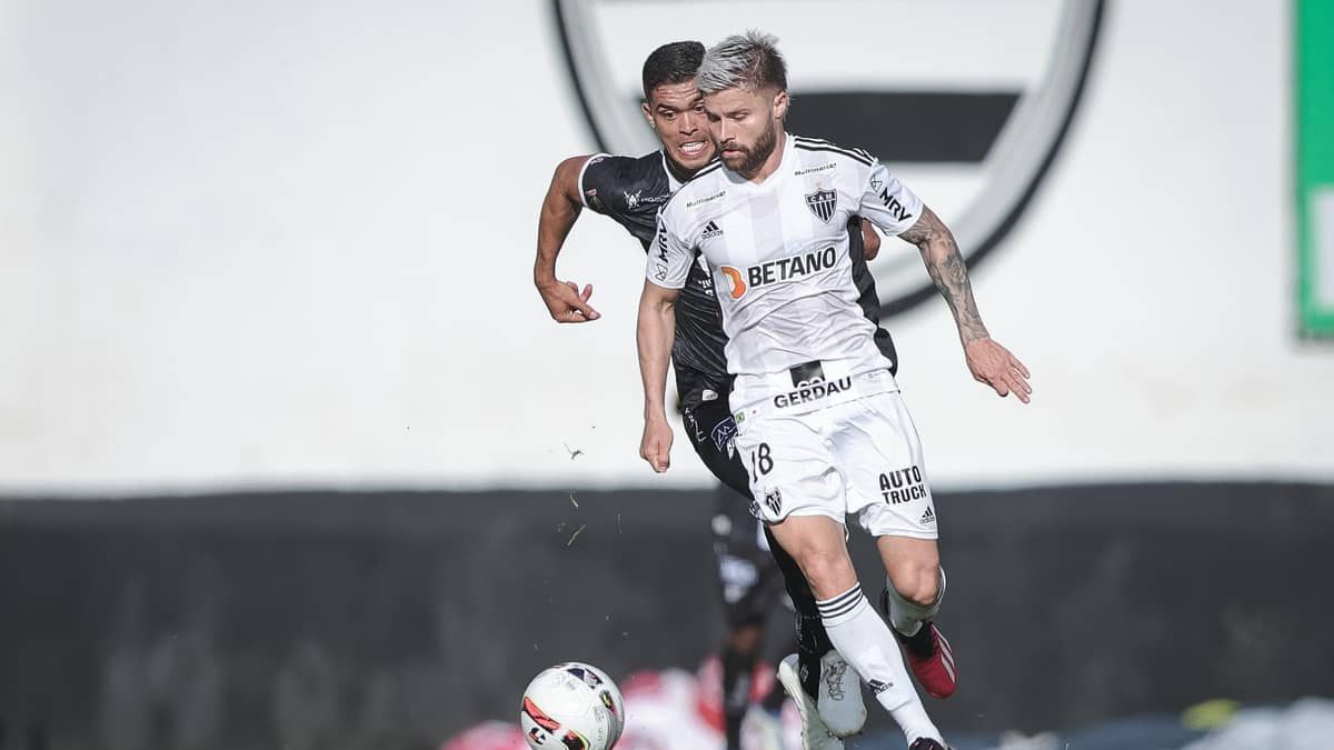 Sasha é liberado pelo Atlético para acertar com novo clube
