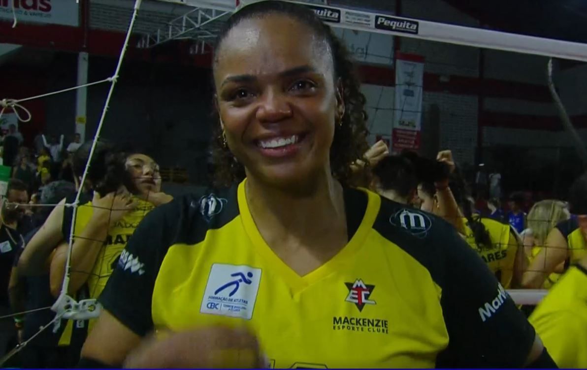Após título inédito, Sassá, do Mackenzie, se emociona e desconversa sobre aposentadoria