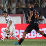 Botafogo marca no fim, vence o Nova Iguaçu e sobe na tabela do Carioca