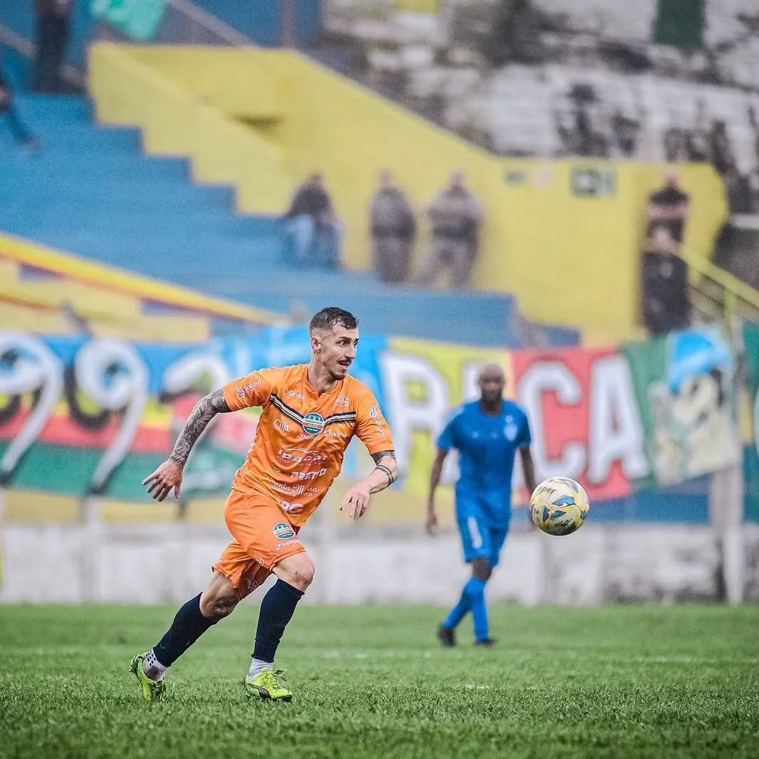 Clube gaúcho que eliminou Inter campeão do mundo encerra atividades