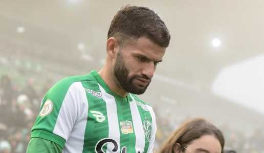 Jadson deixa o Juventude e retorna ao Athletico-PR