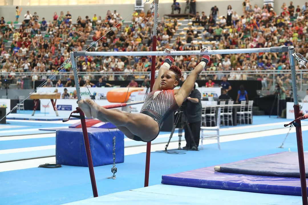 Rebeca Andrade conquista medalha de ouro no Brasileiro de Ginástica