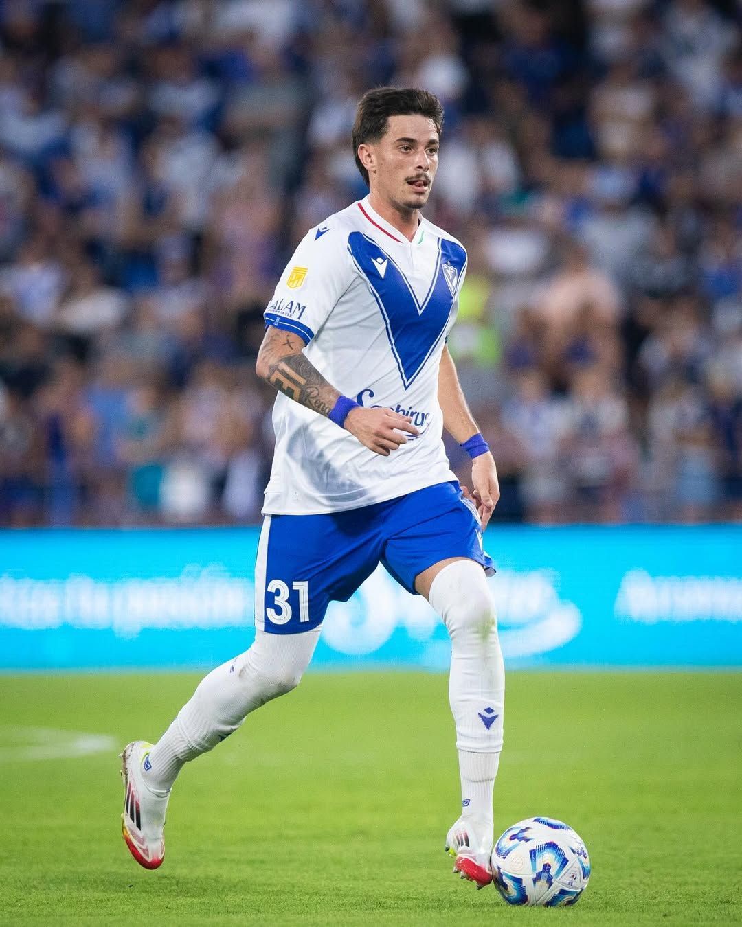 Valentín Gómez, do Vélez, volta ao radar do Cruzeiro